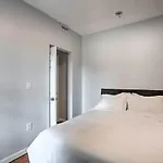 Apartment Astonishing 4br Bright *apt With Modern Amenities! Boston