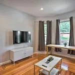Astonishing 4br Bright *apt With Modern Amenities! * Boston