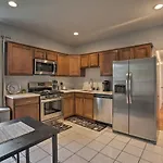 Astonishing 4br Bright *apt With Modern Amenities! Boston