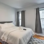 Astonishing 4br Bright *apt With Modern Amenities! * Boston