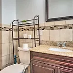 Astonishing 4br Bright *apt With Modern Amenities! Apartment *