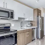 N Station Studio W Gym Wd Nr Td Garden Bos-637