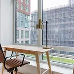 Back Bay Studio W Gym Nr Newbury St Bos-458