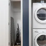 Airy Studio In Sie W Gym Doorman Bos-17