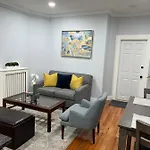 Spacious In Apartment *