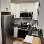 Spacious In Apartment *
