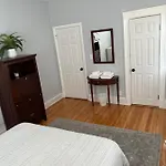 Apartment Spacious In Boston
