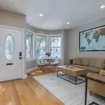 Sunny Convenient W/ Private Patio! Easy Walk To Everything! Boston