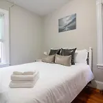 2 Bedroom Close To And Cambridge With Free Parkings Apartment *