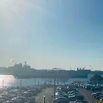 Harbor Views Modern North End Free Parking! Apartment Boston