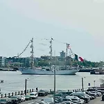 Apartment Harbor Views Modern North End Free Parking! *