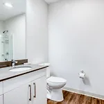 Brighton W Wd Gym Nr T Shops Dining Bos-432 Apartment Boston