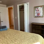 Beautiful 2-bedroom, 2-bath Townhouse Apartment