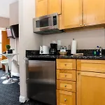 Stylish Downtown Studio In The Southend, C.Ave #24