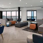 Hyatt Place Boston/Seaport District