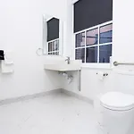 Apartment Modern In Historic - Unit #102