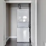 Apartment Blueground N Station Gym Close Shops Dining Bos-1005