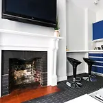 Furnished Newbury Street Studio, #6