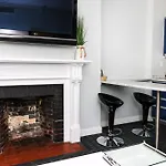 Furnished Newbury Street Studio, #6 Apartment