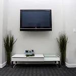 Stylish On Newbury St #3 Apartment *