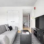Back Bay W Gym Nr Newbury St Bos-459 Apartment Boston