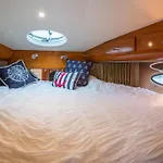 Botel Sea Pearl Yacht *