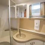 Botel Sea Pearl Yacht *