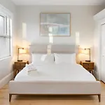 Charlesgate Hotel 4*