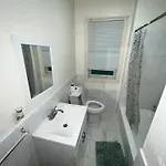 Private Bedroom Near Guest house