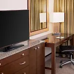 Doubletree By Hilton Bayside