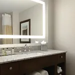 Hotel Doubletree By Hilton Bayside 3*