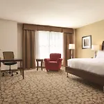 Hotel Hilton Garden Logan Airport 3*