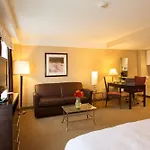 Hampton & Crosstown Center Hotel