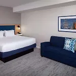 Hampton By Hilton At The Seaport District Hotel Boston
