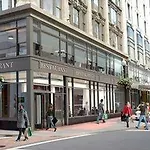 The Godfrey Hotel 4*