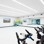 Blueground Brighton Gym Wd Nr T Stops Bos-1013