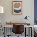 Back Bay W Gym Wd Nr Shopping Bos-868 Apartment Boston