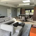 Apartment The Monty Boston