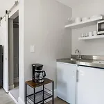 Beacon Hill Studio Nr Boston Common Shops Bos-906