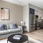 Brighton Jr 1br W Gym Laundry On The River Bos-999