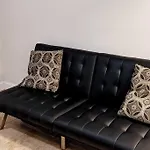 Apartment Brighton Sleeps 3 - Steps To Bus Line