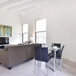 Global Luxury Downtown *