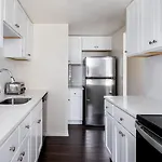 Back Bay 2br W Rooftop Gym Nr Shopping Bos-877 Apartment Boston