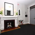 Furnished Newbury Street Studio, #6 *