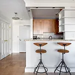 W End 1Br W Gym Wd Nr Mgh T Stop Bos-288