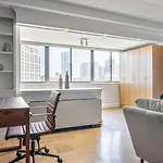 W End 1Br W Gym Wd Nr Mgh T Stop Bos-288
