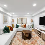 Apartment Modern 2 Bed Apt Mins To Fenway 5 Min To Train