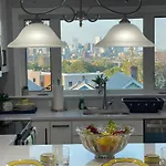 Amazing Boston Downtown City View Rooms