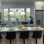Guest house Amazing Downtown View *