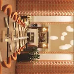 Hilton Garden Logan Airport Hotel 3*